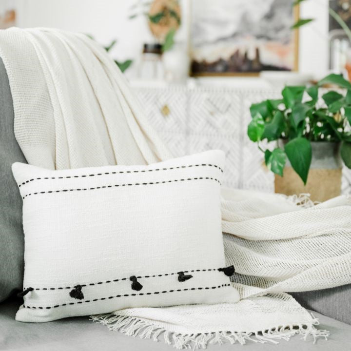 Pillows & Linens