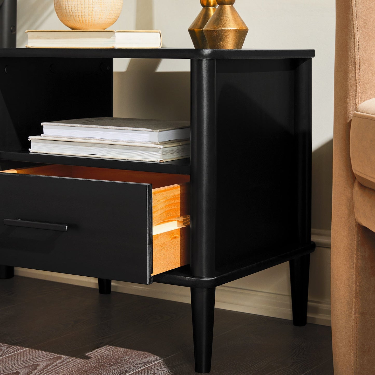 Spindle Transitional 1-Drawer Nightstand