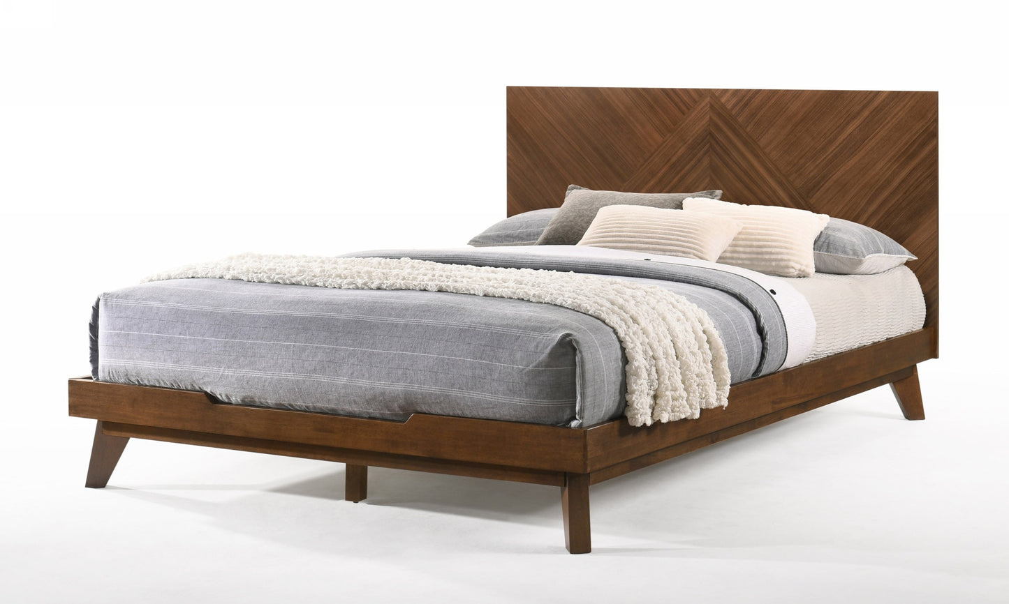 Queen Nova Domus Soren - Modern Walnut Bed