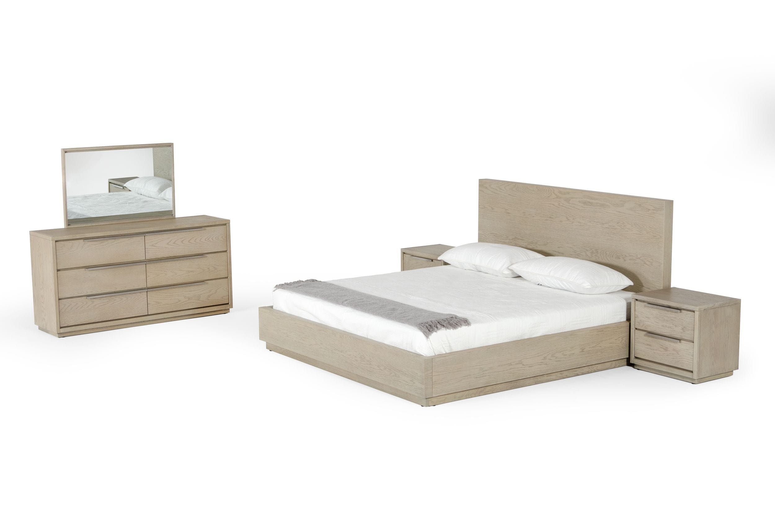 Modrest Samson - Eastern King Contemporary Grey and Silver Bed