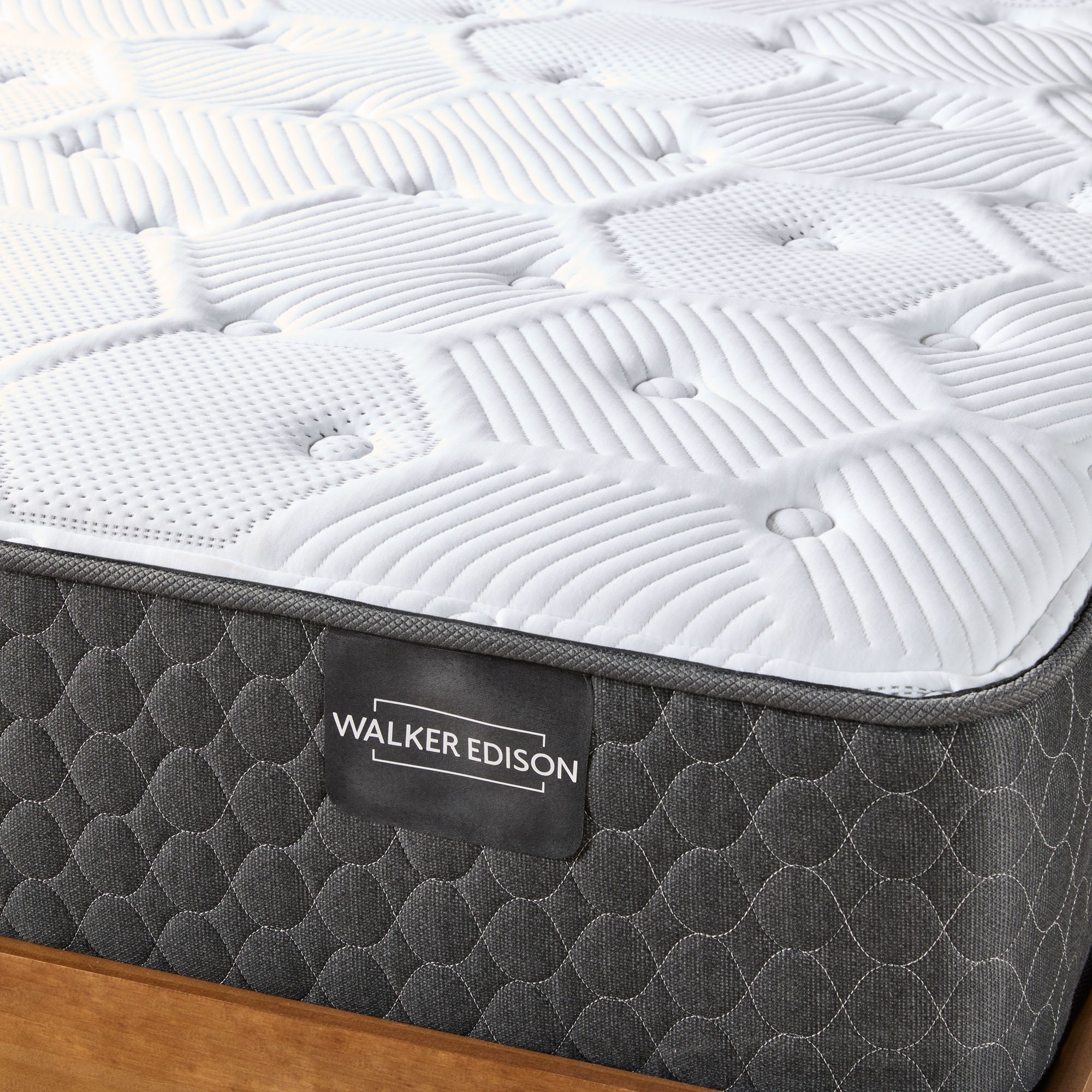 Essential WE Original Plush Mattress