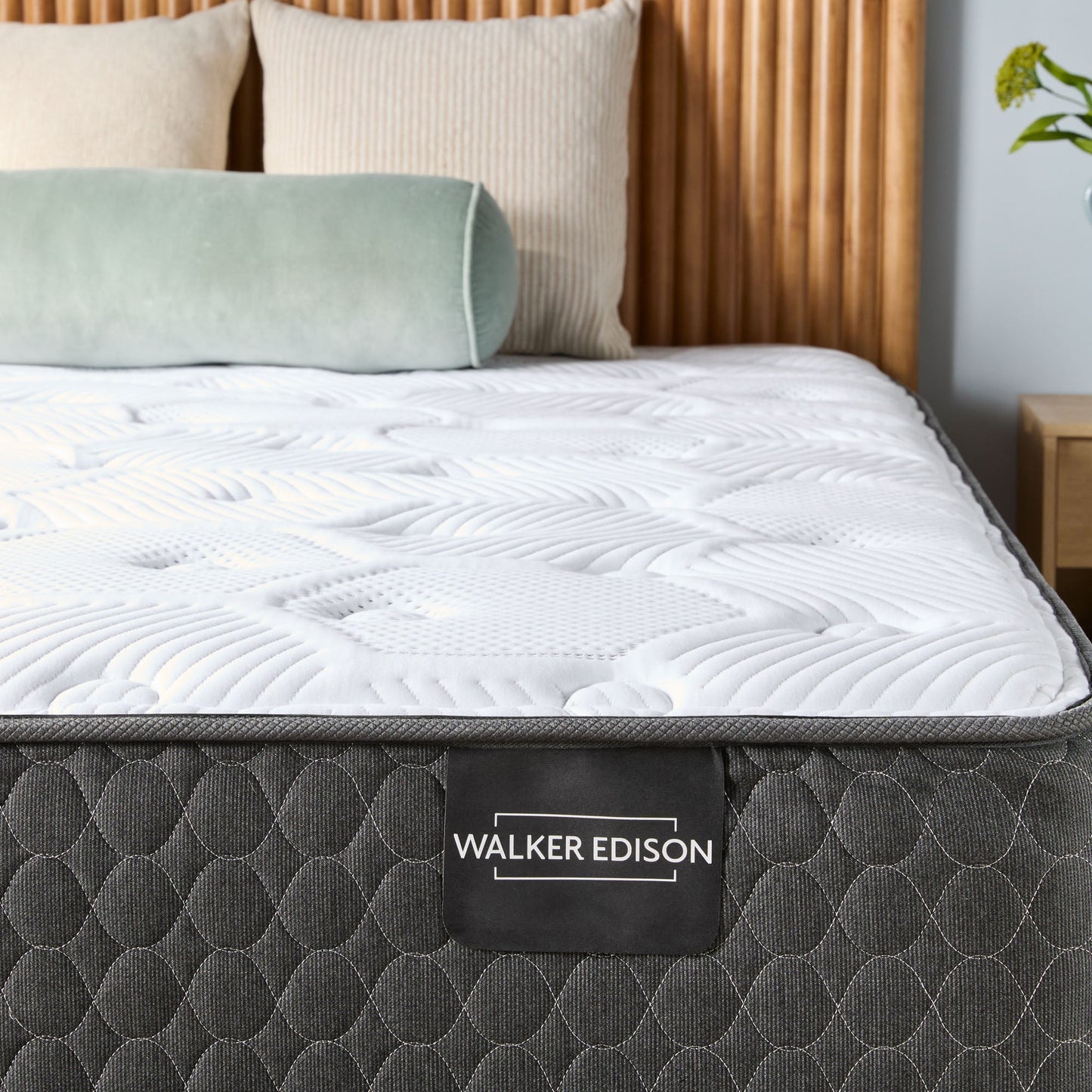 Essential WE Original Plush Mattress