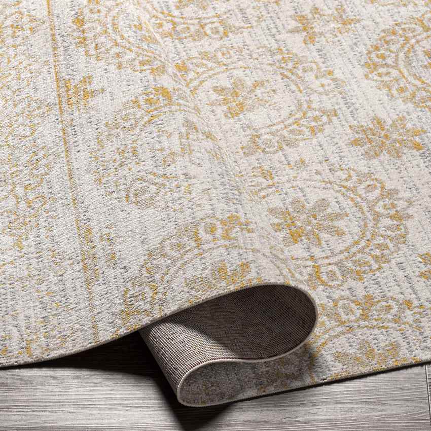 William Traditional Washable Rug, Beige