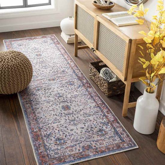 Winterset Traditional Washable Rug, Light Gray