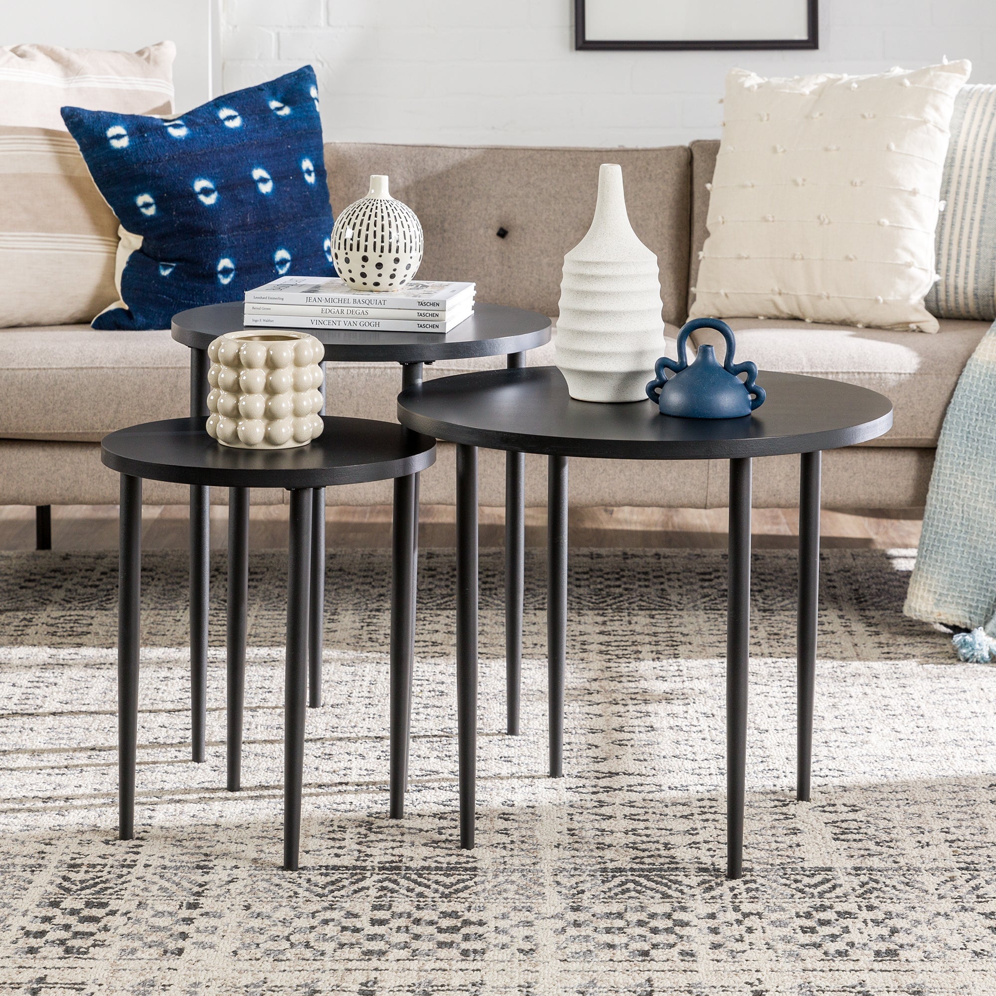 Modern Round Nesting Coffee Tables with Tapered Legs, Set of 3