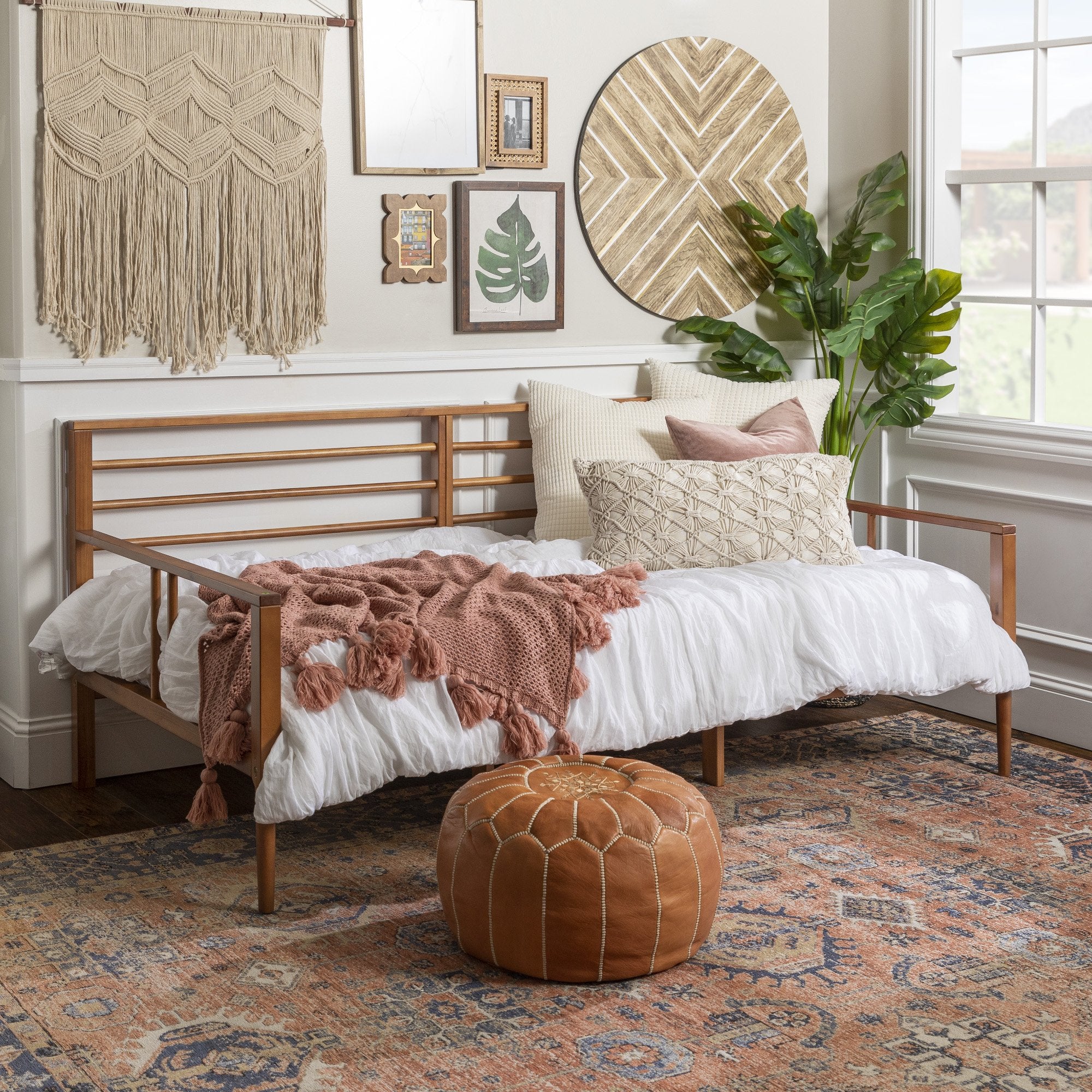 Spindle Solid Wood Daybed