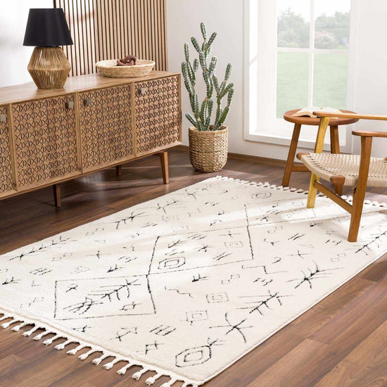 Thian Tribal Polypropylene Rug