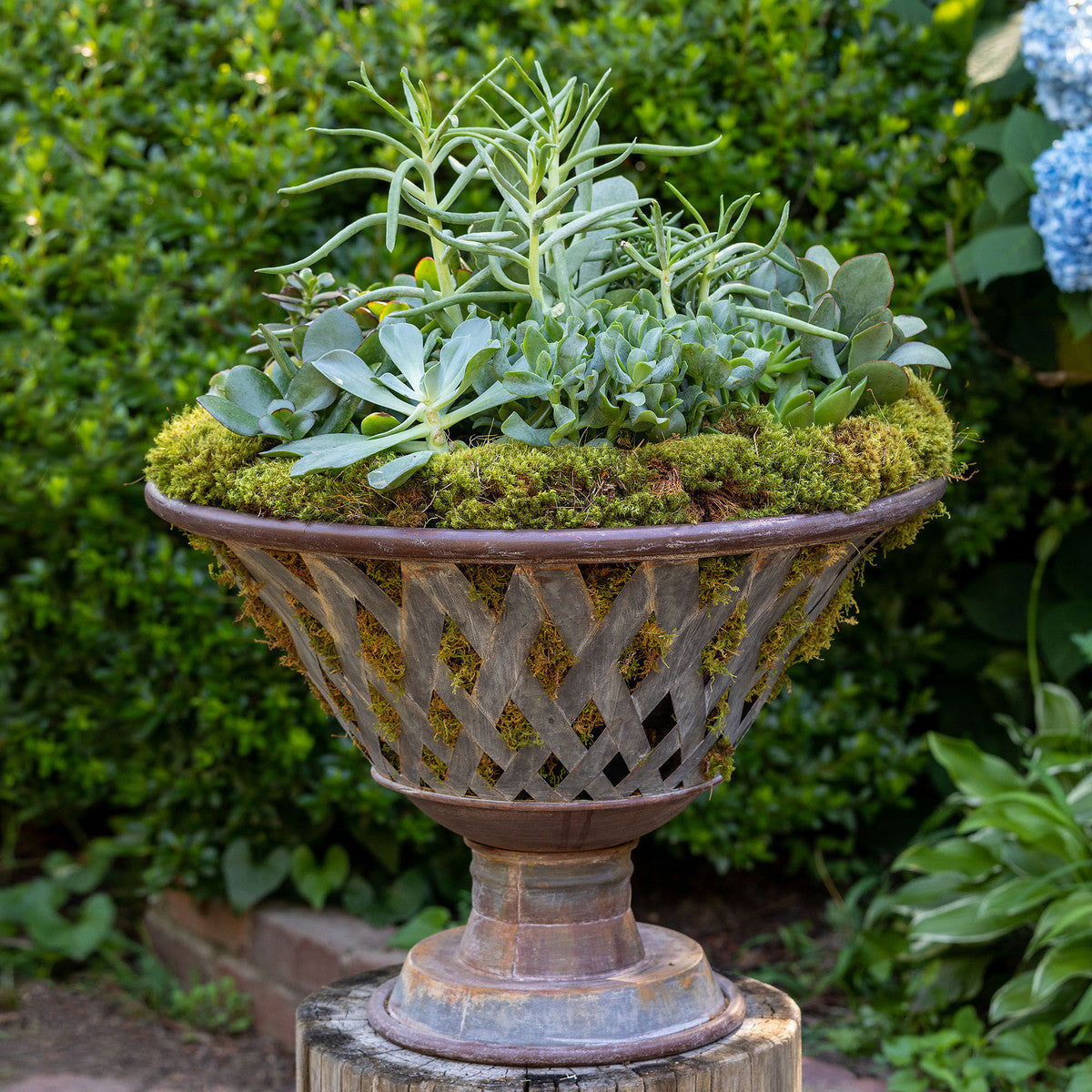 Woven Metal Footed Bowl, Set of 3