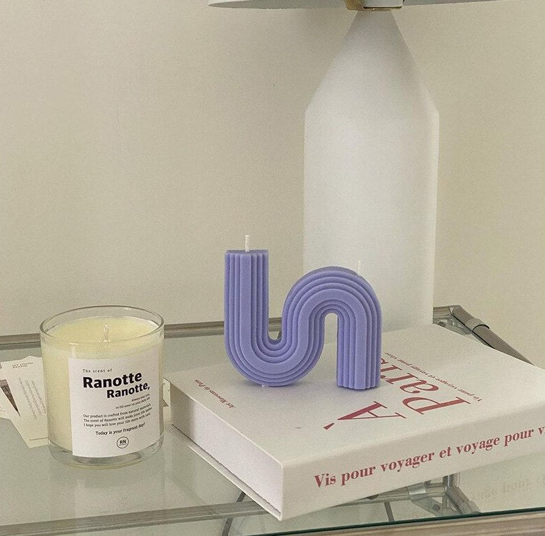 S-Shaped Candle