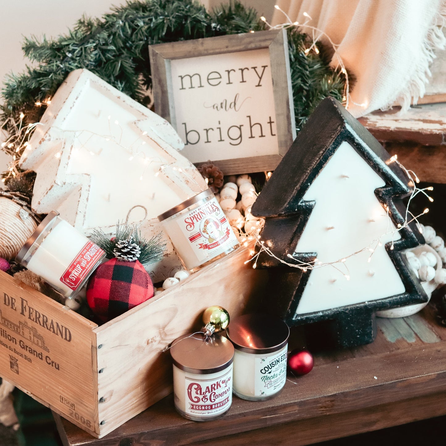 White Pottery Christmas Tree Bowl Candle - Nana's Apple Butter