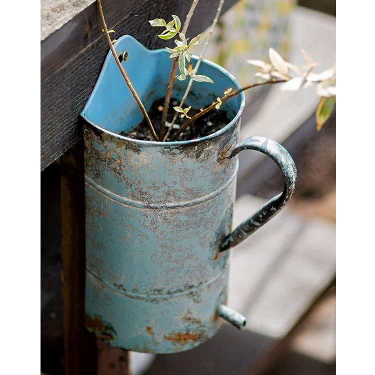 Rustic Blue Iron Flowerpot w/ Handle