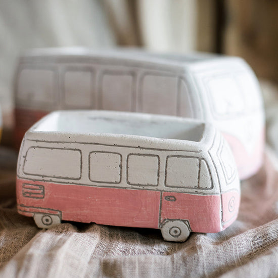 Girls Desktop Bus Planter