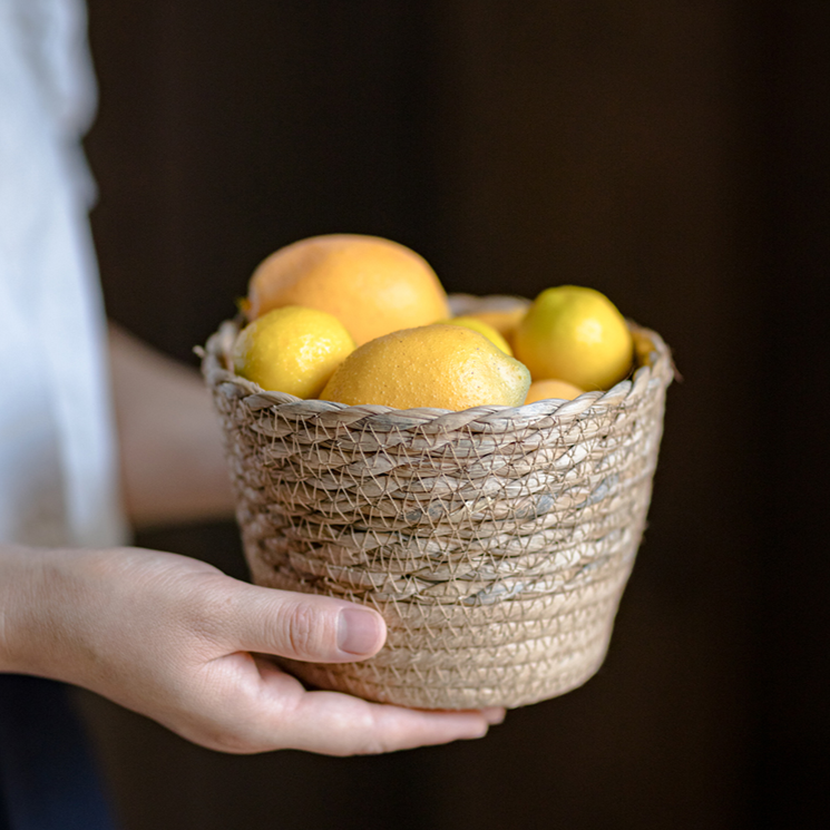 Natural Straw Desktop Flower Basket