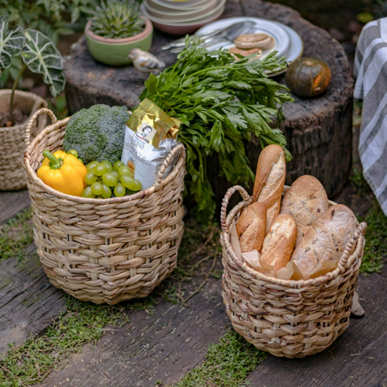 Natural Straw Round Basket with Handles