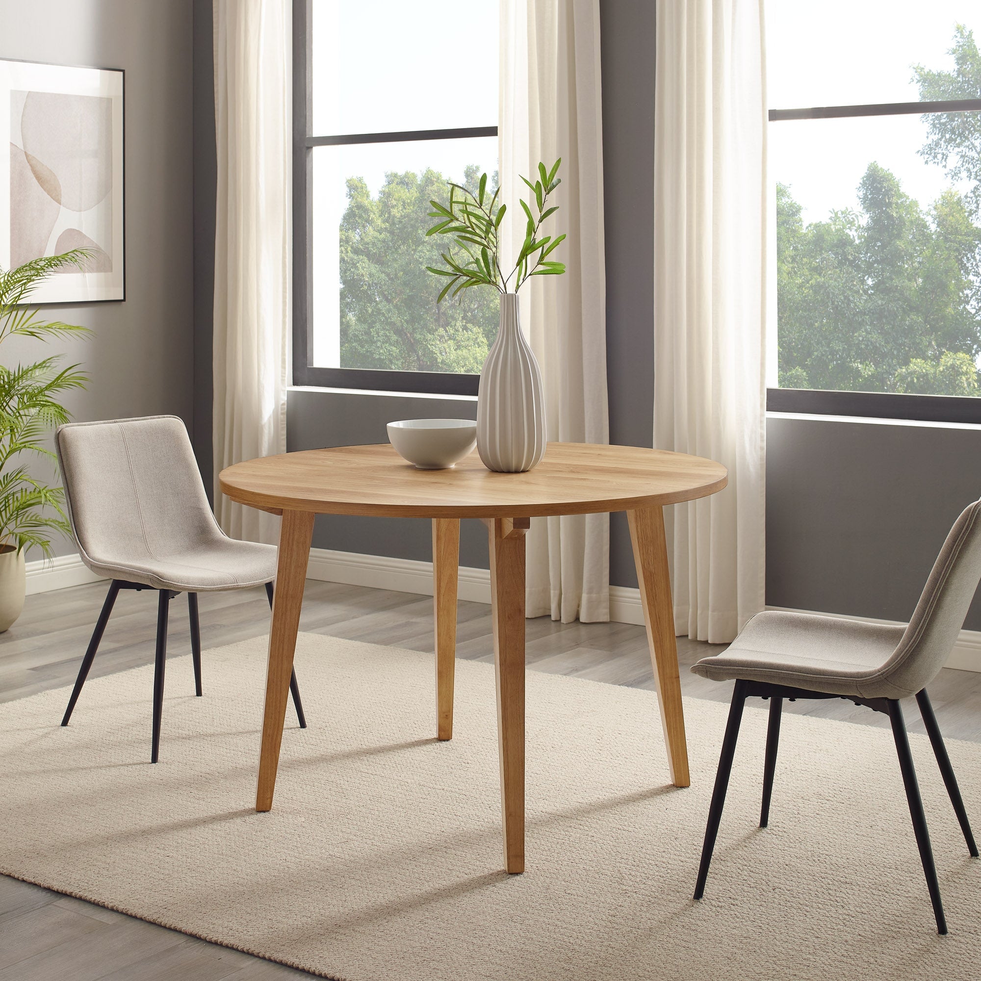 Kochi Minimalist Solid Wood Round Dining Table