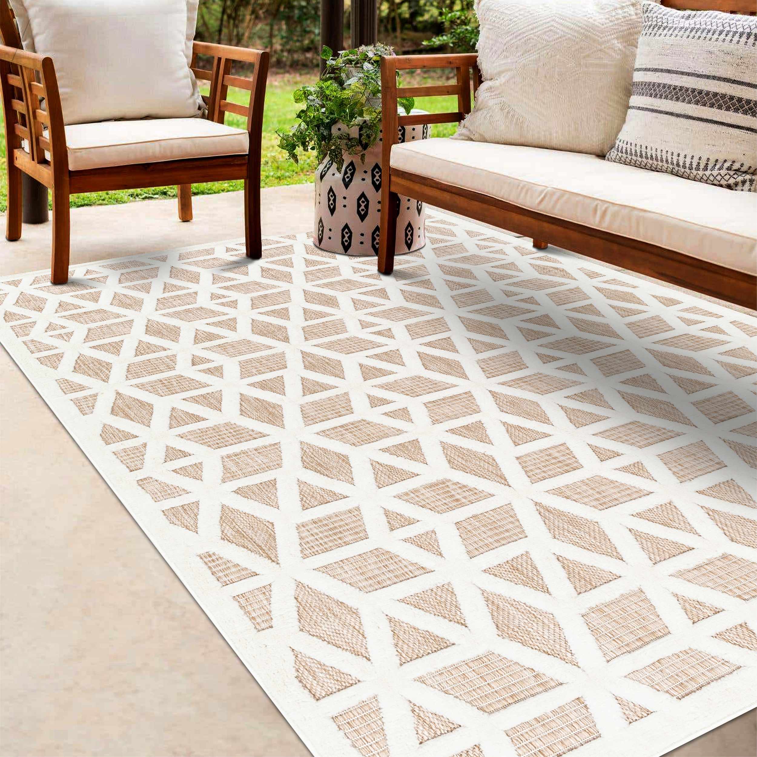 Nuri Polypropylene Outdoor Rug, Tan