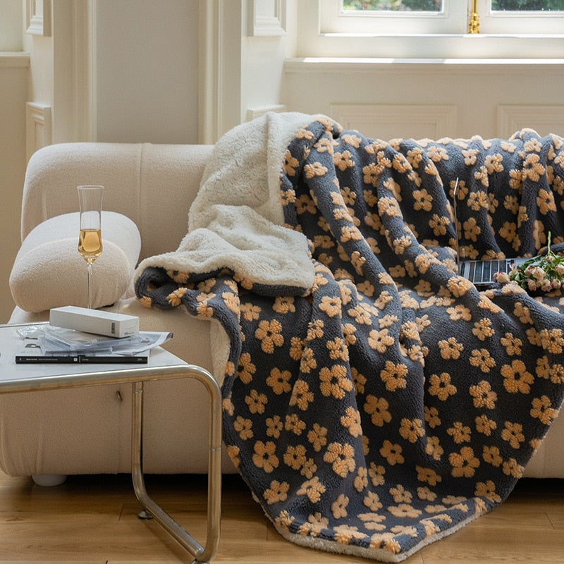 Retro Flower Plush Blanket