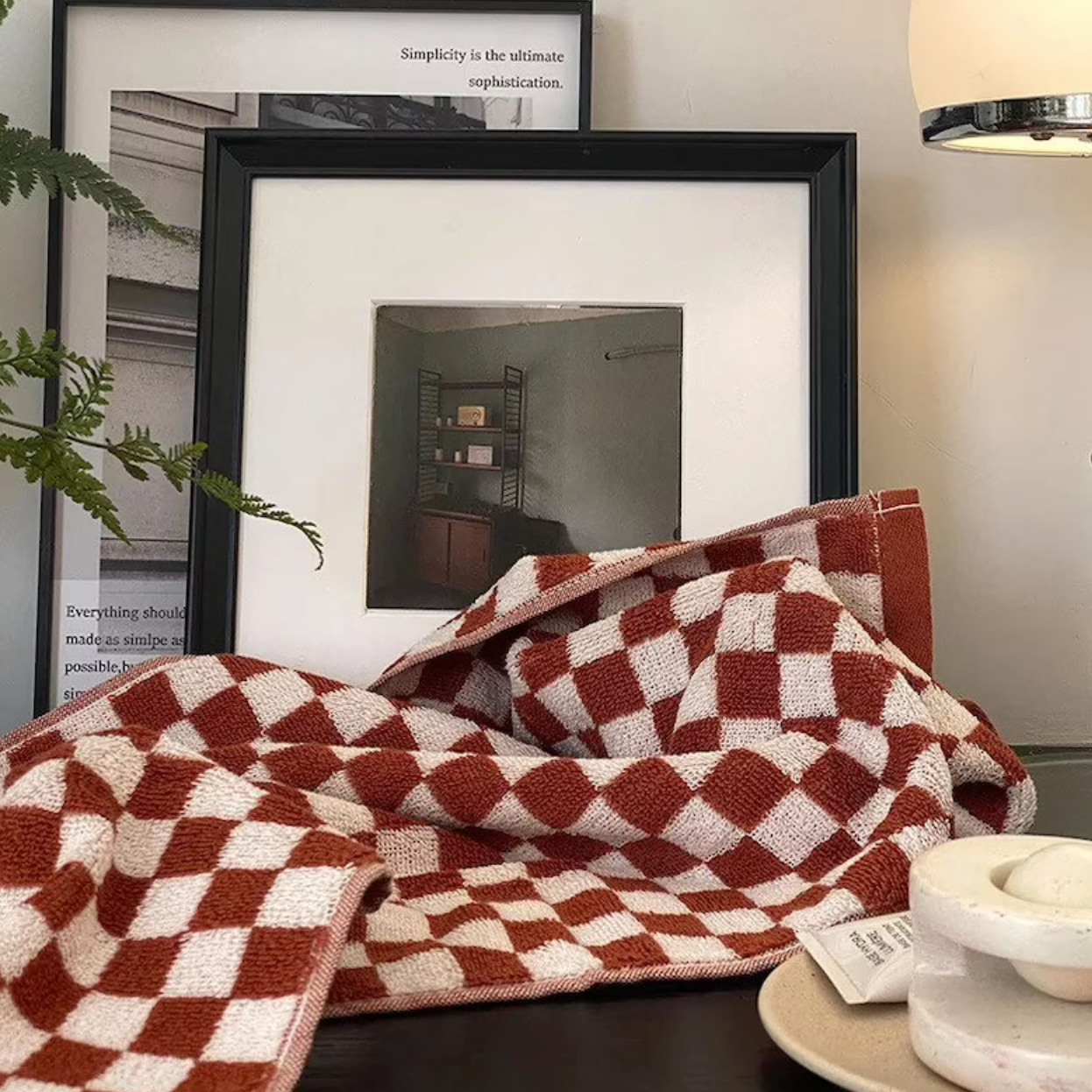 Retro Checkerboard Bath Towels