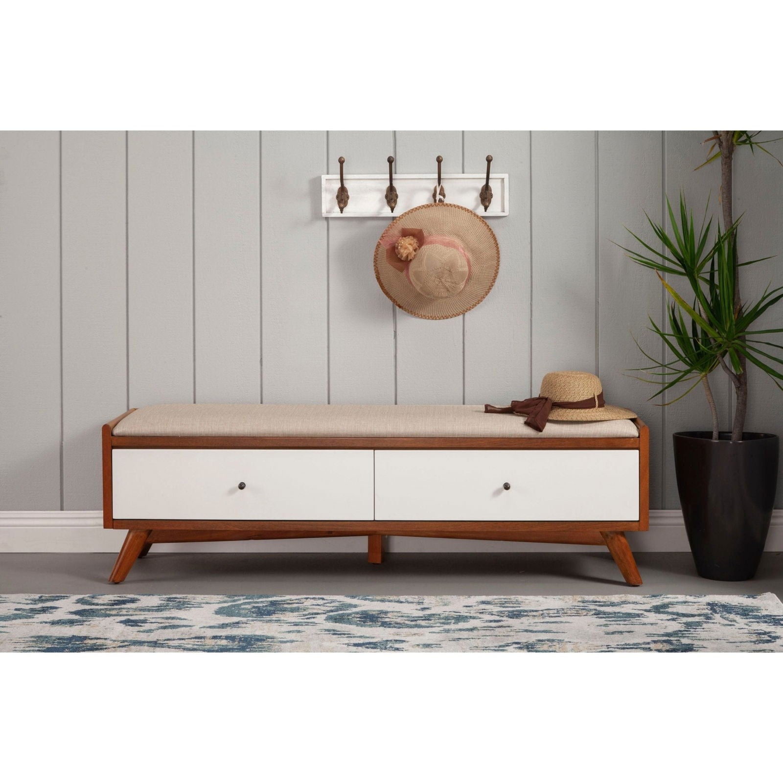 Flynn Bench, Acorn/White - Mac & Mabel