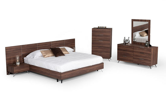 Queen Nova Domus Brooklyn Italian Modern Walnut Bed