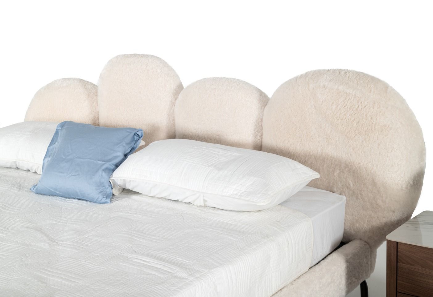 Modrest Destiny - Queen Contemporary White Sherpa Bubble Bed