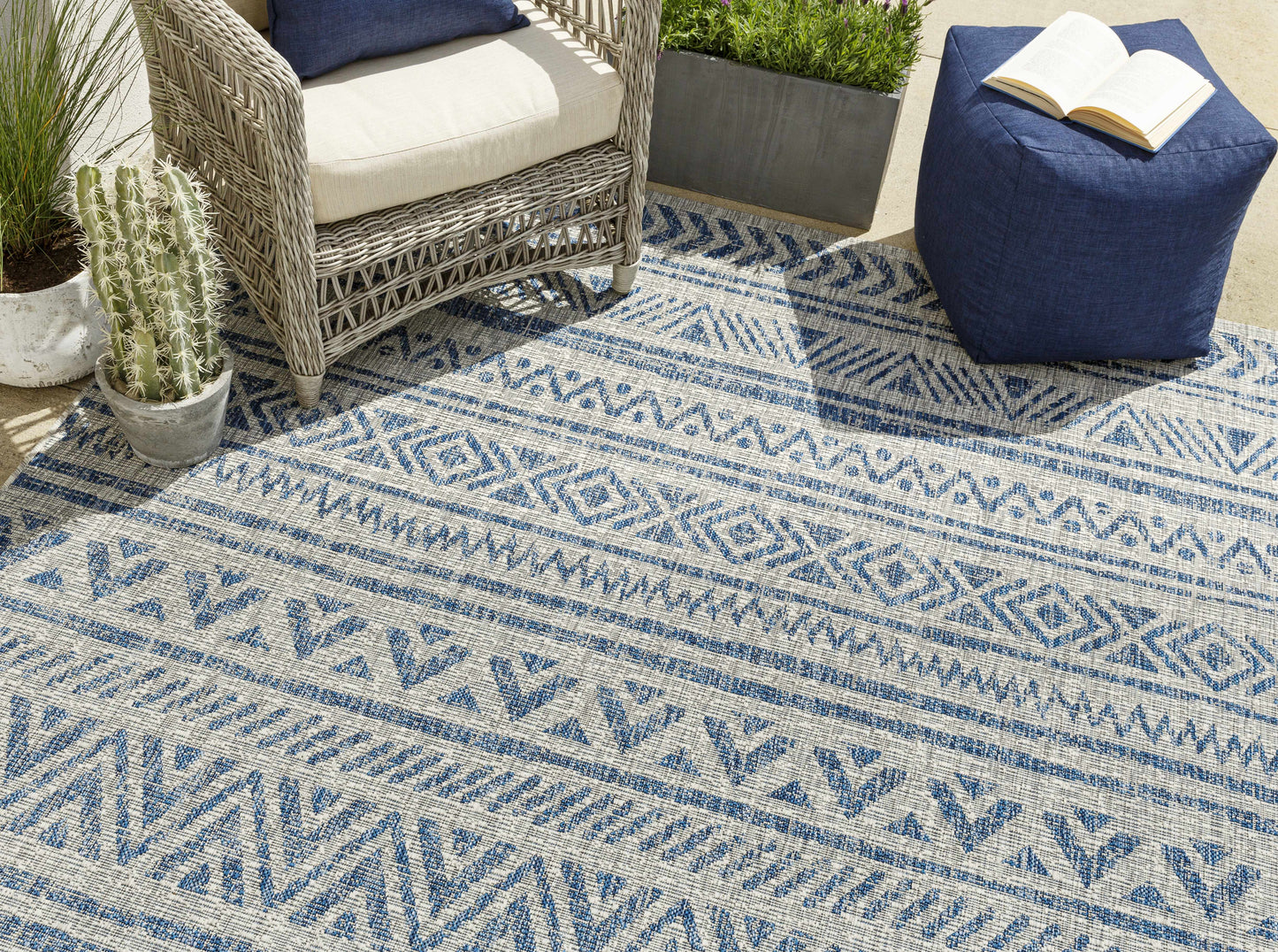 Novato Polypropylene Outdoor Rug