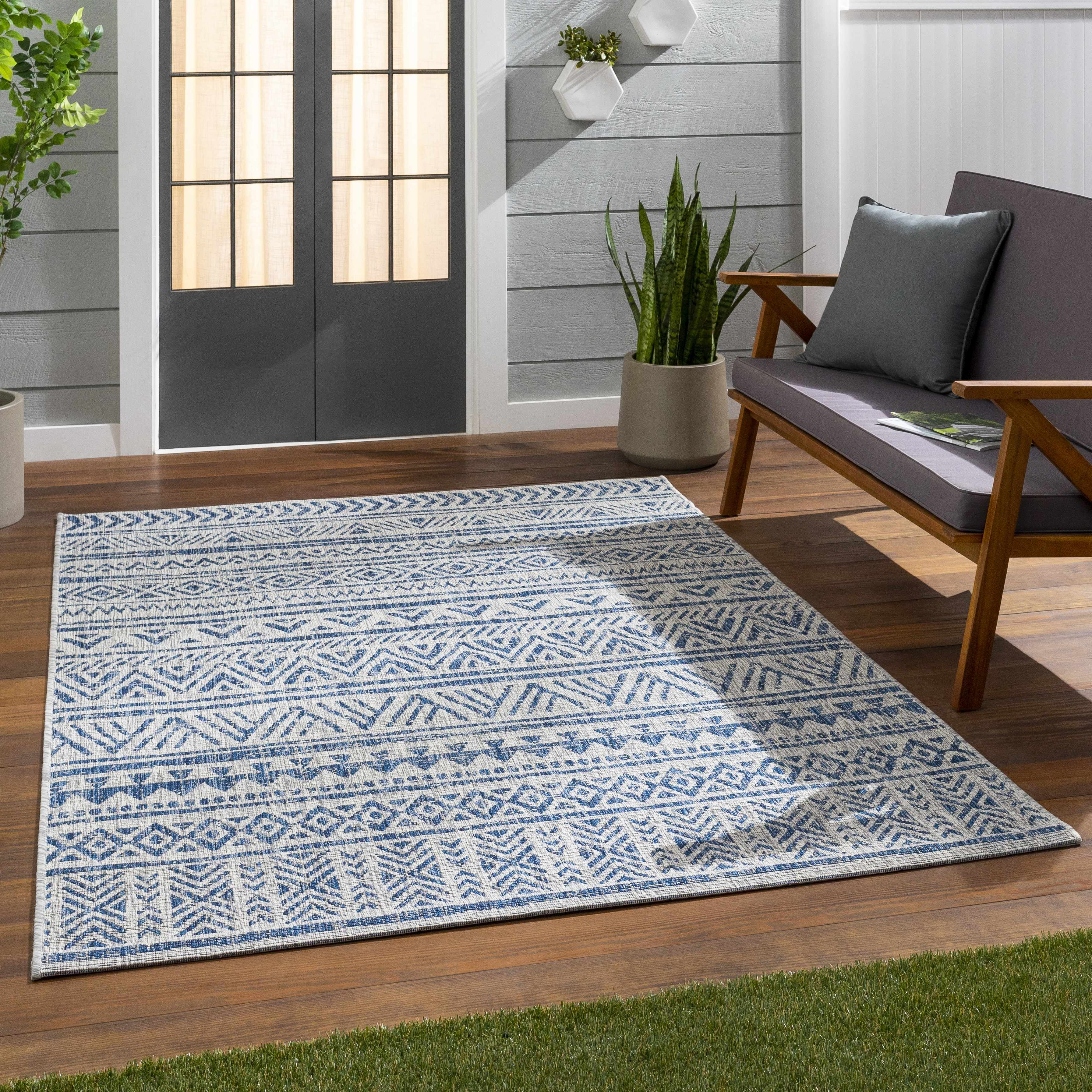 Novato Polypropylene Outdoor Rug