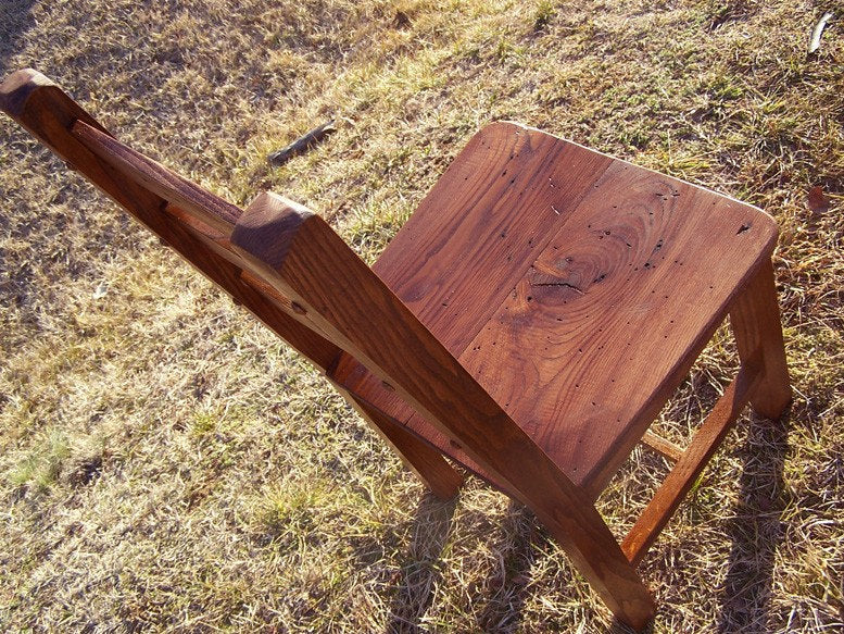 Antique-inspired Ladderback Wormy Chestnut Dining Chair