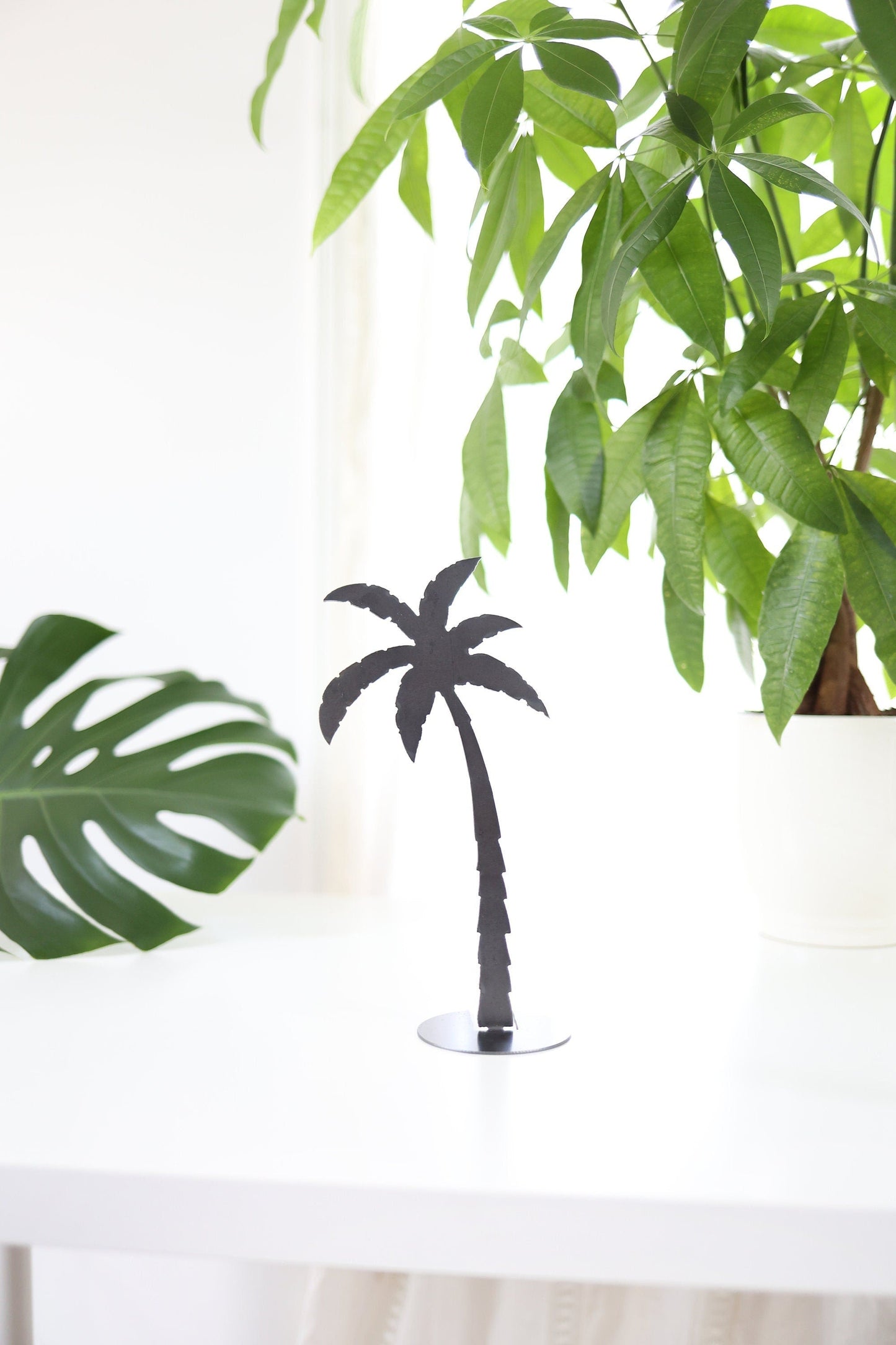 Metal Palm Tree Silhouette - Medium