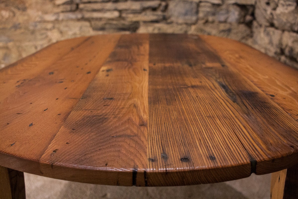 Antique-inspired Oval Pine Dining Table