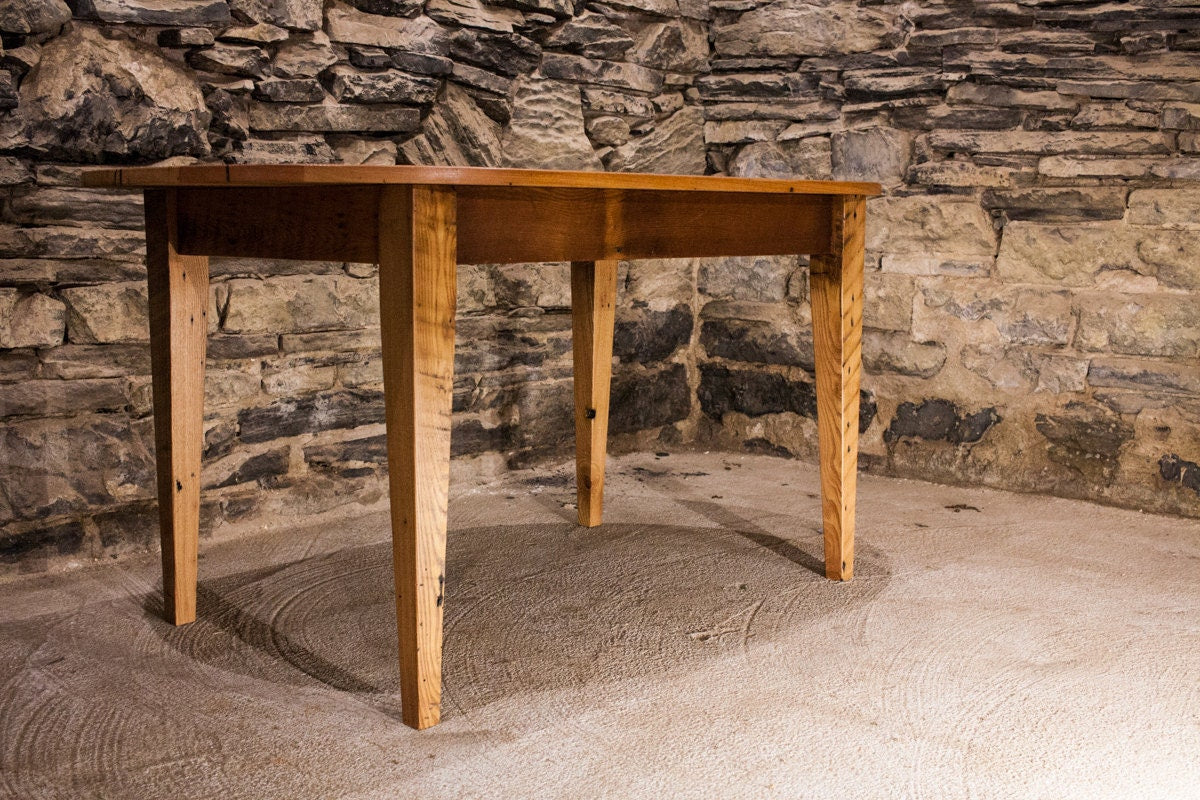 Antique-inspired Oval Pine Dining Table