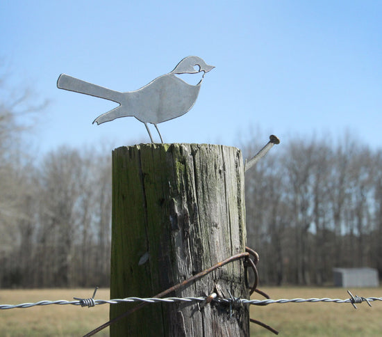 Metal Mockingbird / Robin Statue