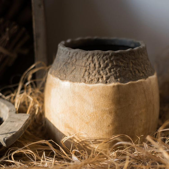 Khaki Coarse Pottery Jar