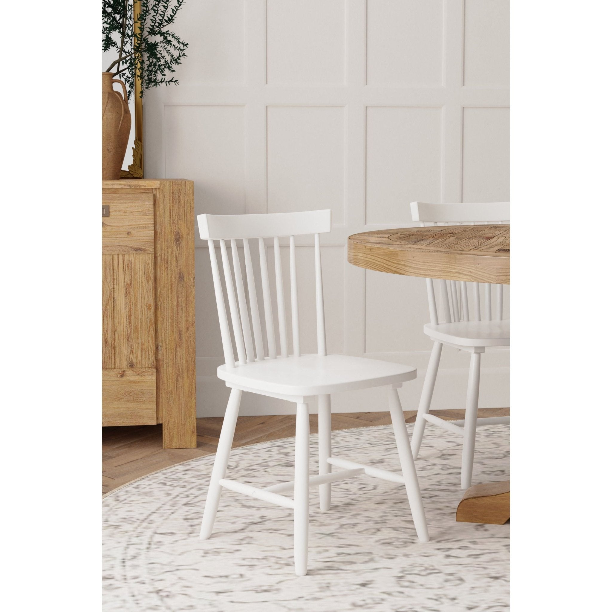 Lyra Set of 2 Windsor Chairs, White