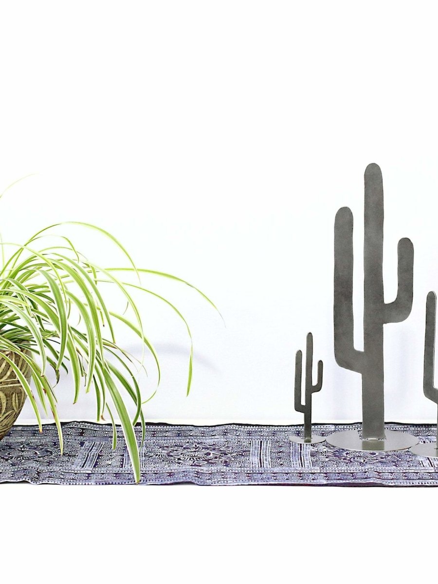 Metal Cactus Silhouette - Medium