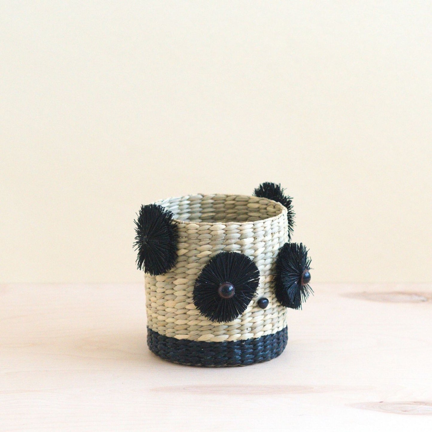 Panda Seagrass Basket Planter