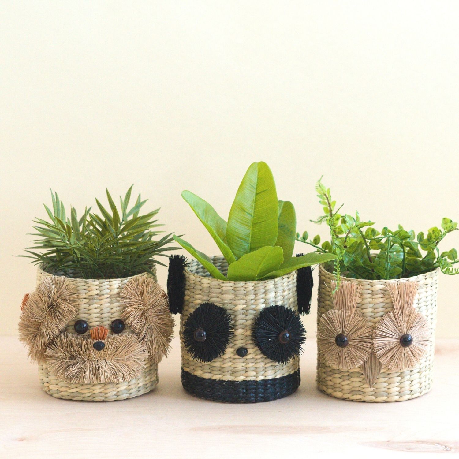 Panda Seagrass Basket Planter