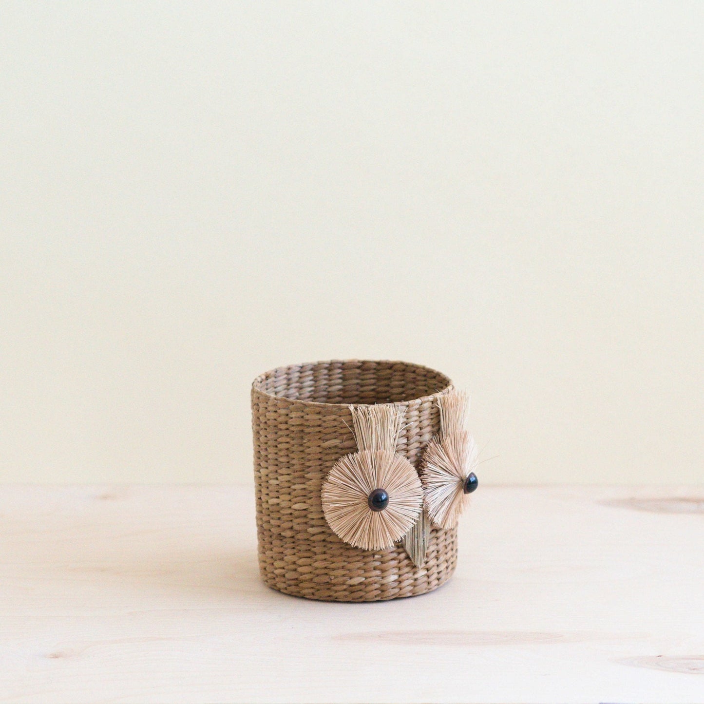 Owl Seagrass Basket Planter