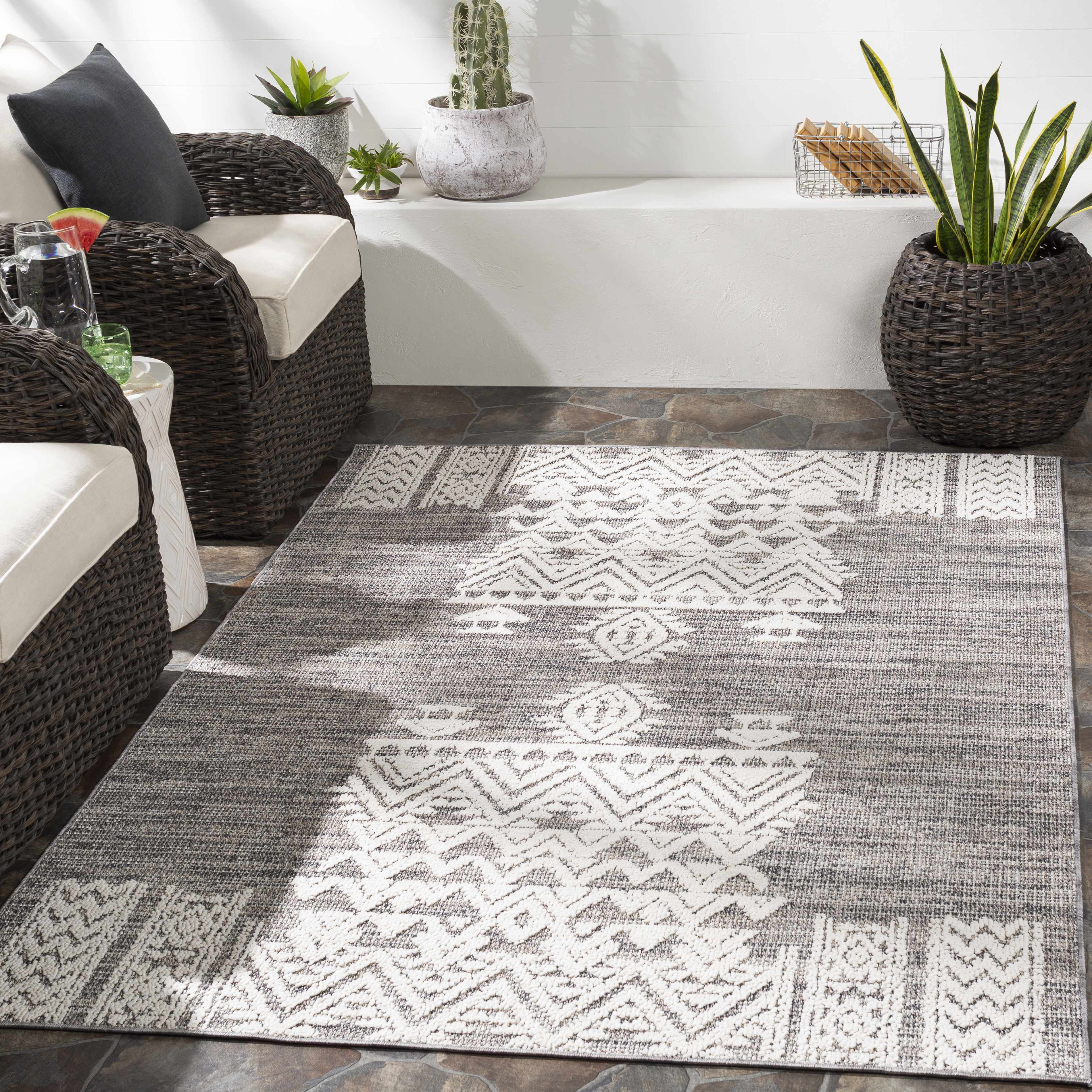 Thorntonville Polypropylene Outdoor Rug