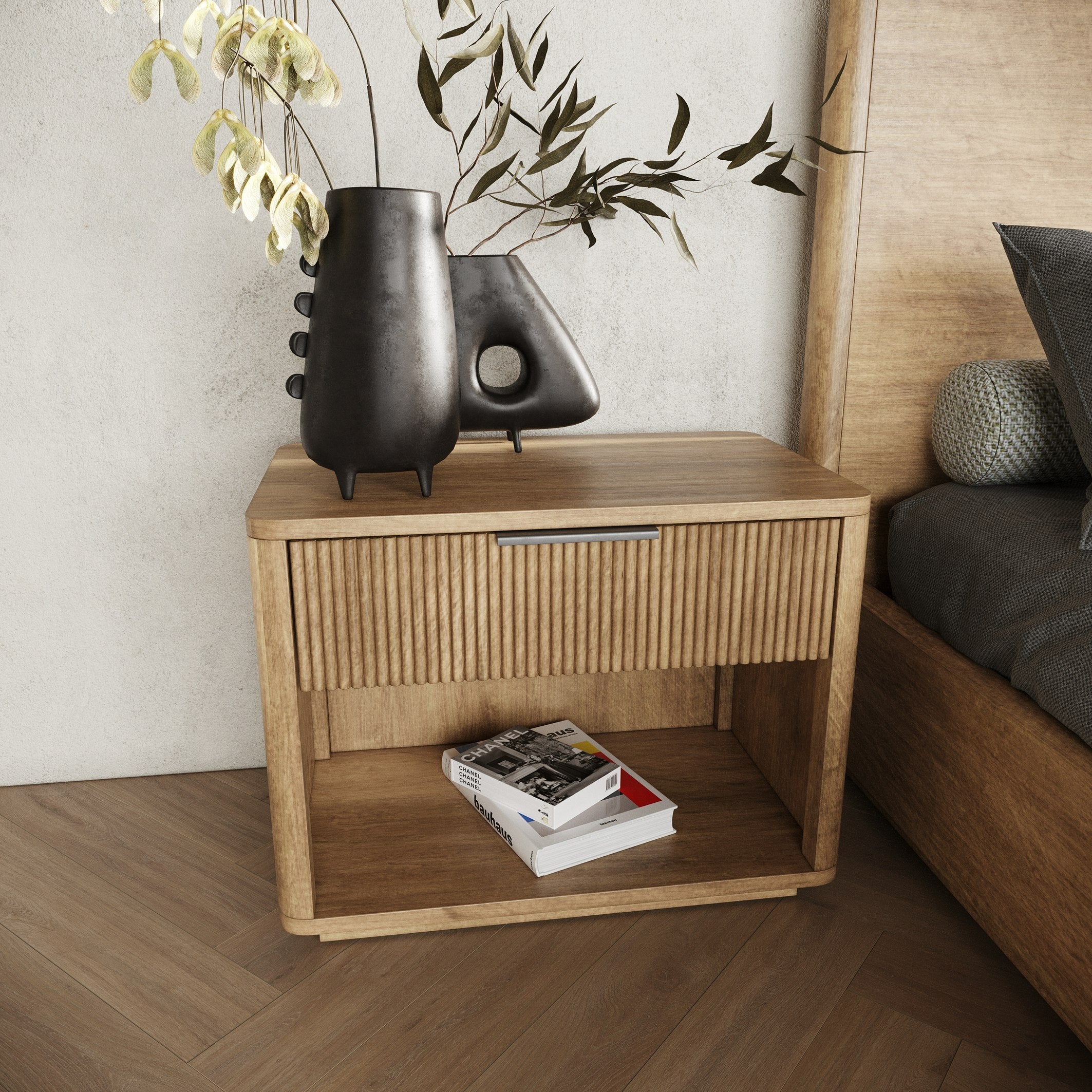 Nova Domus Santa Monica - Modern Natural Oak Nightstand