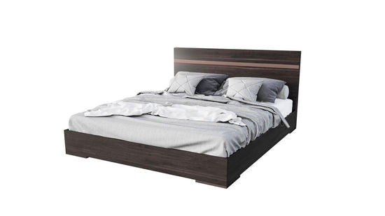 Queen Nova Domus Benzon Italian Modern Dark Rovere Bedroom Set