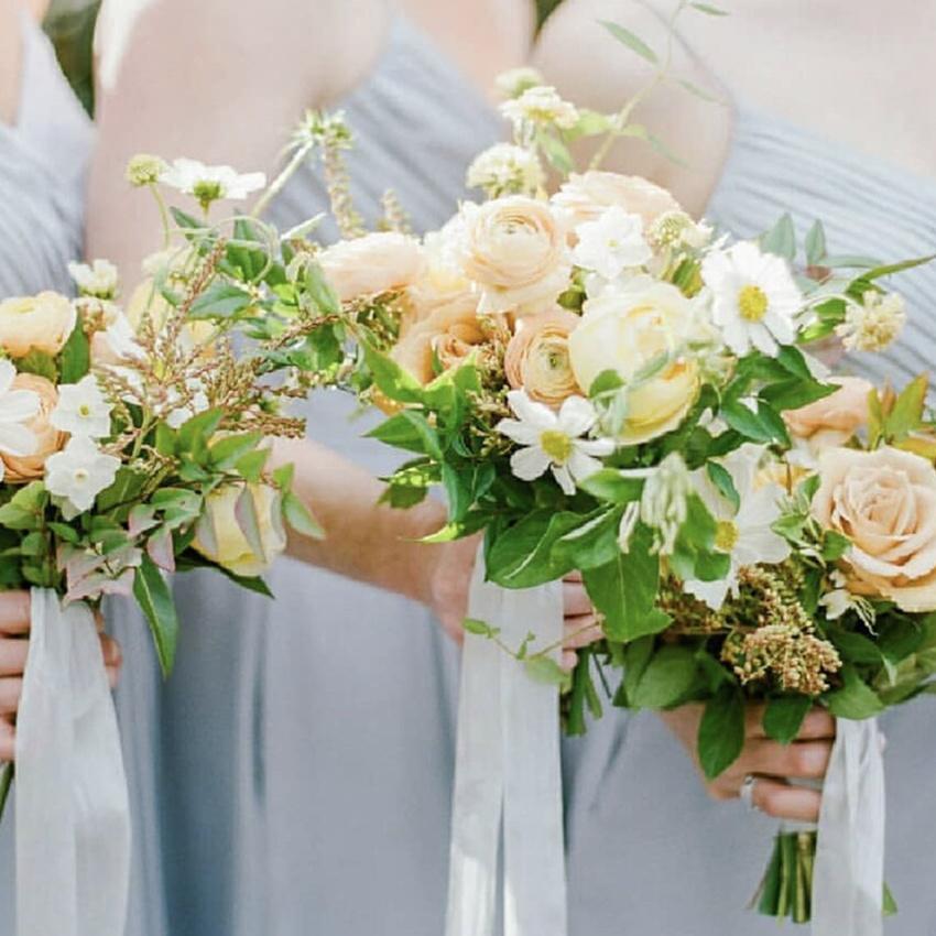 Wedding Bouquet Champagne Rose White Daisy with Greenery Leaves